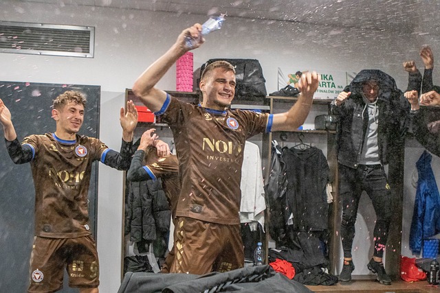 代的后起之 代的后起之